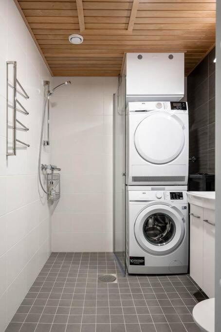 Apartment Near The Train Station, Free Parking &Netflix Куопіо Екстер'єр фото