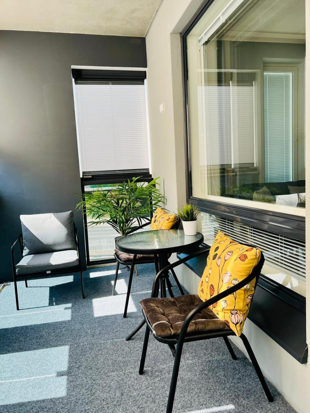 Apartment Near The Train Station, Free Parking &Netflix Куопіо Екстер'єр фото